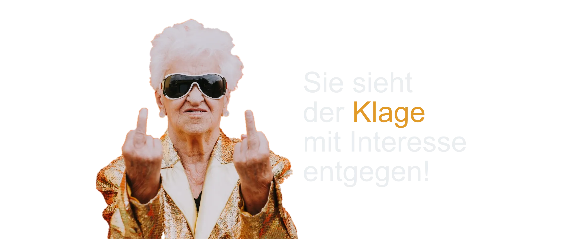 alte Frau streckt den Mittelfinger nach oben